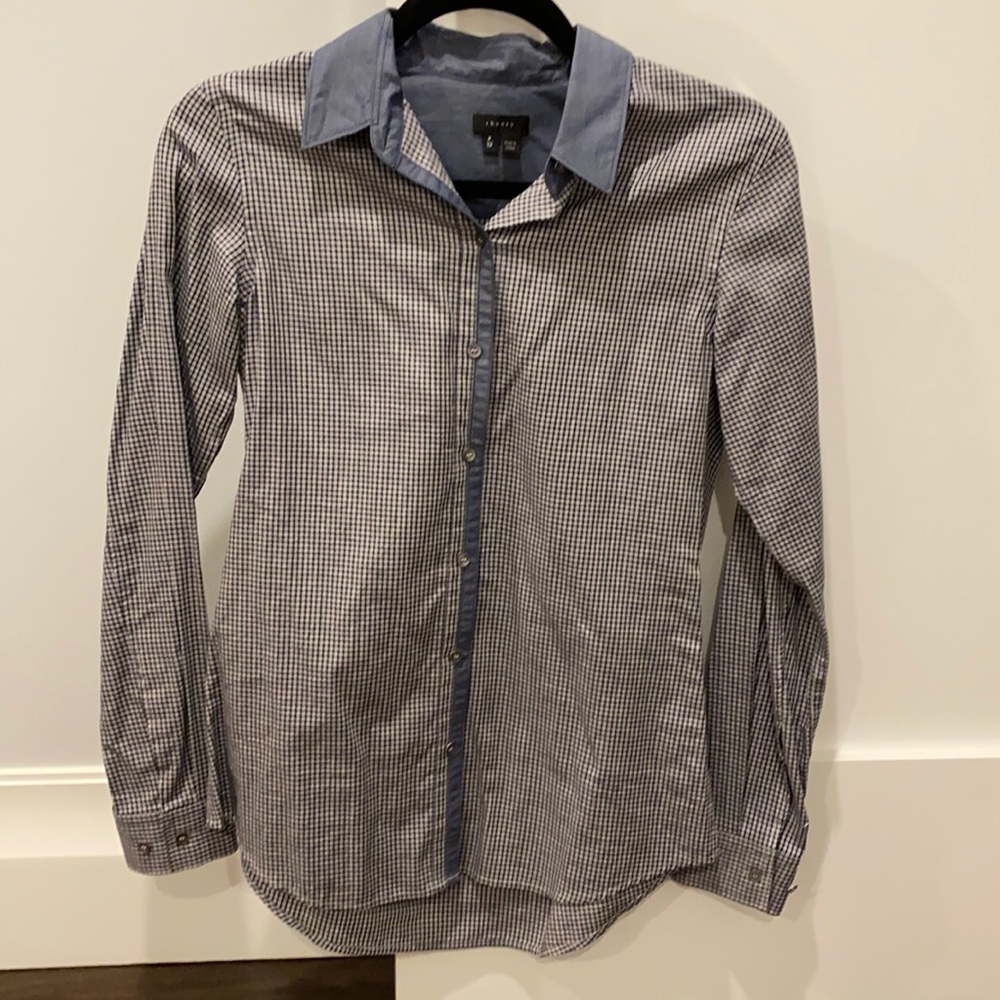Theory women’s collared button down size Petite